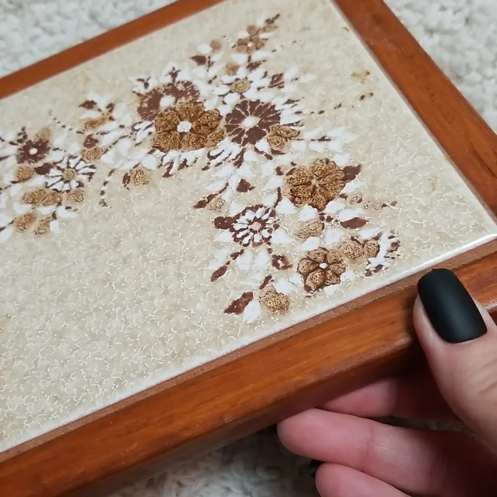 Vintagr Tile + Wood Trivet